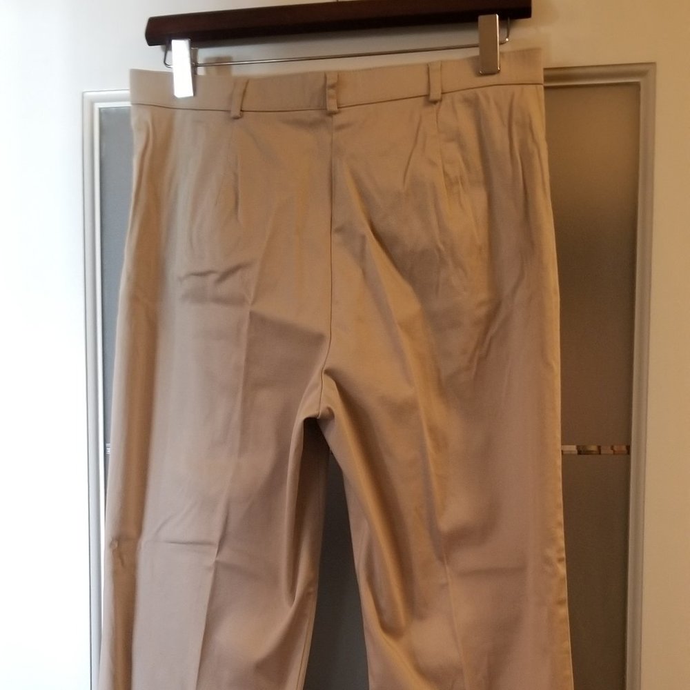 Tribal Capris - Picture 3 of 5